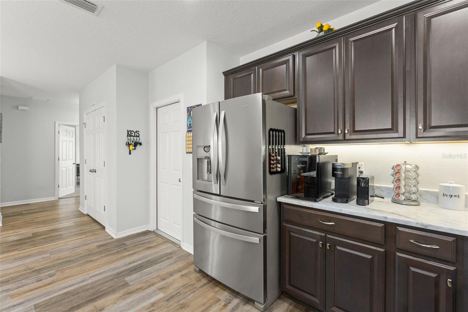 Image 21 of 42 For 9685 Early Loop