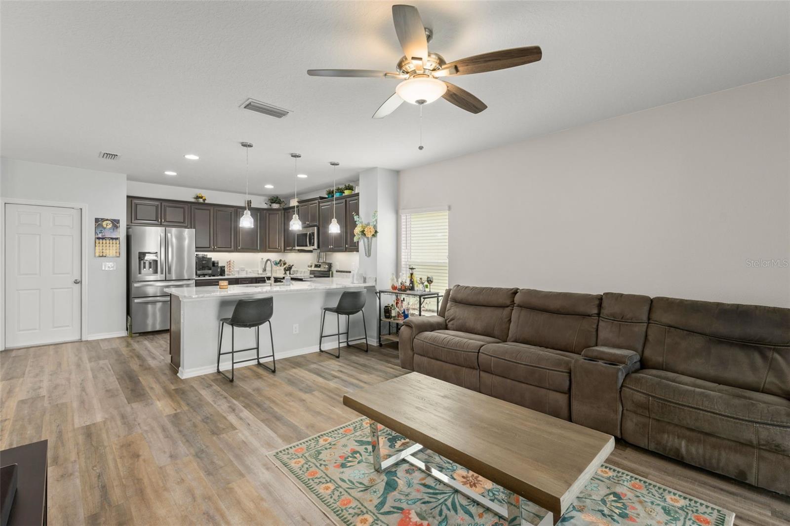 Image 23 of 42 For 9685 Early Loop