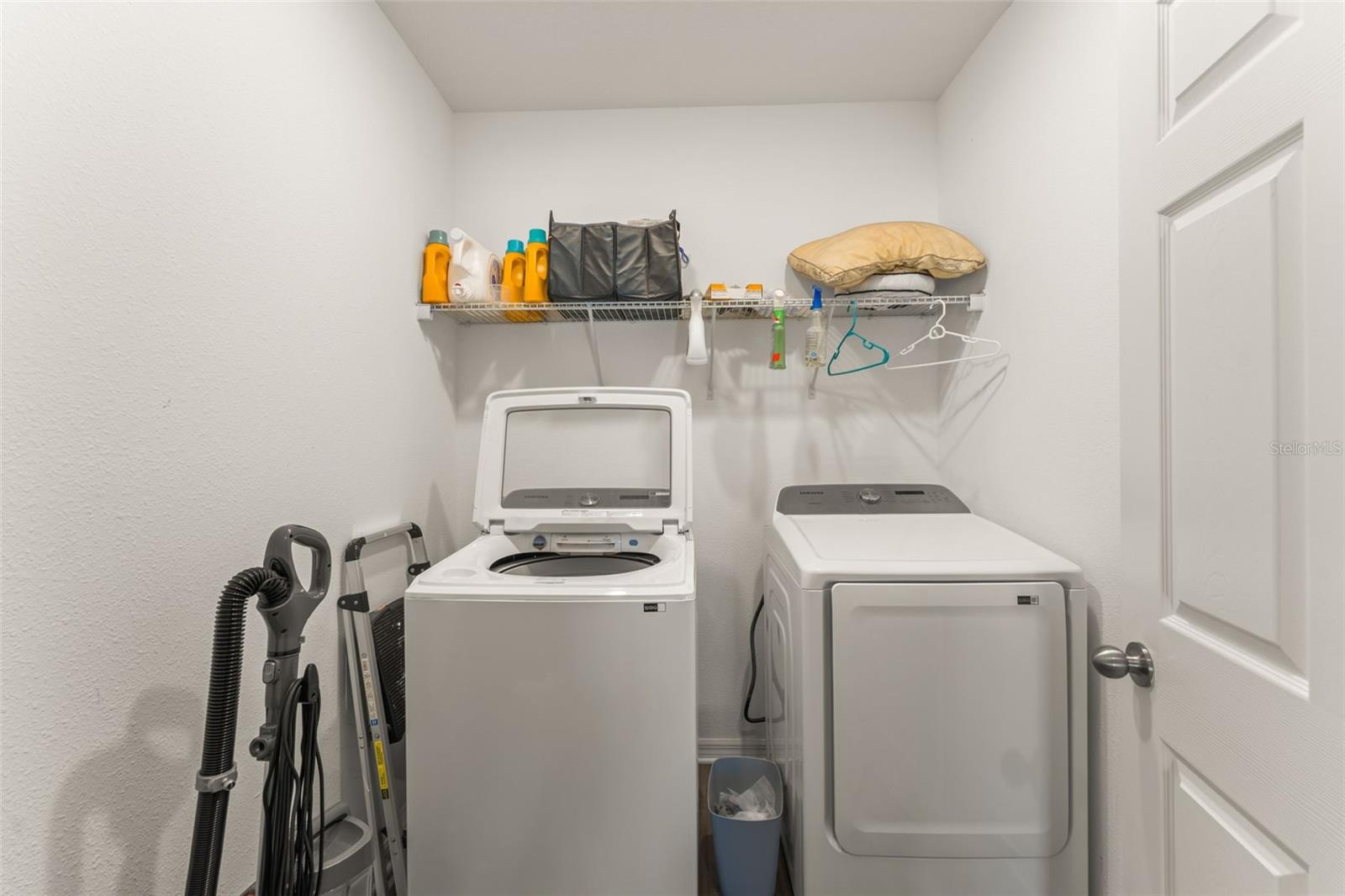 Image 27 of 42 For 9685 Early Loop