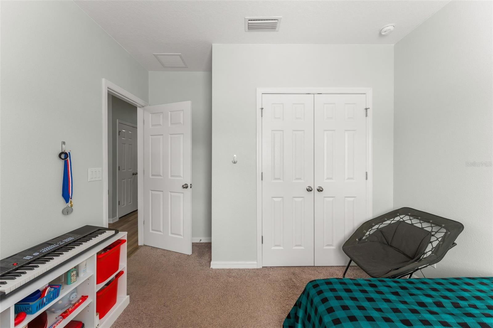 Image 6 of 42 For 9685 Early Loop