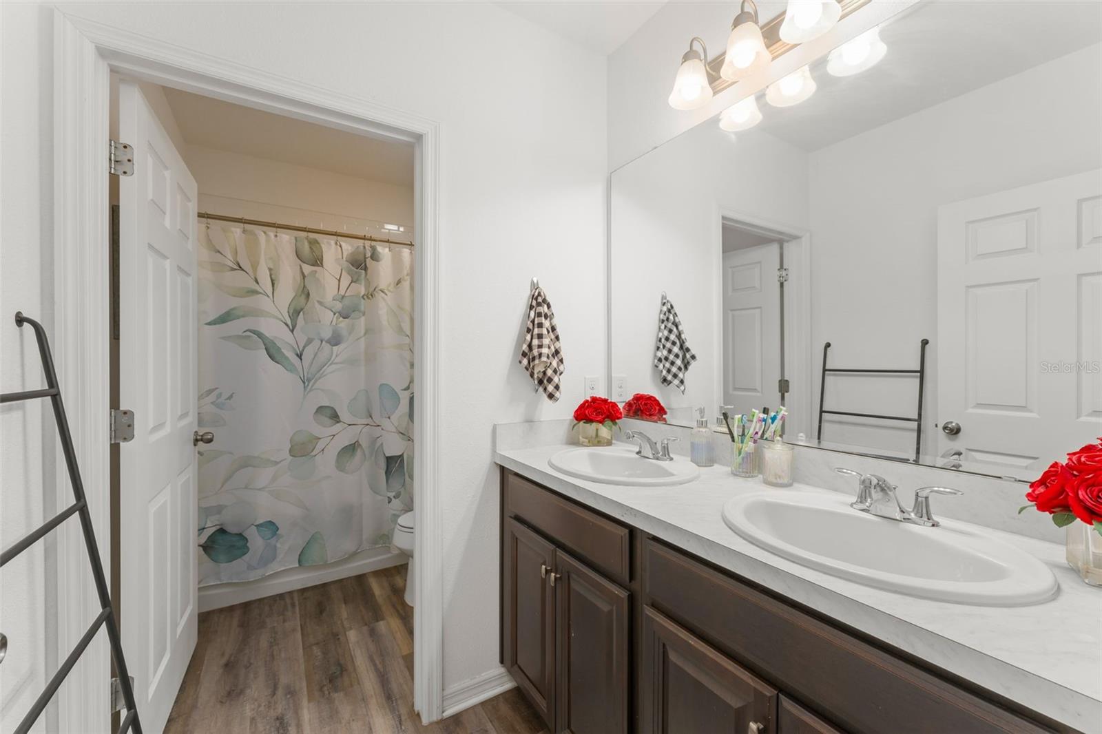 Image 8 of 42 For 9685 Early Loop