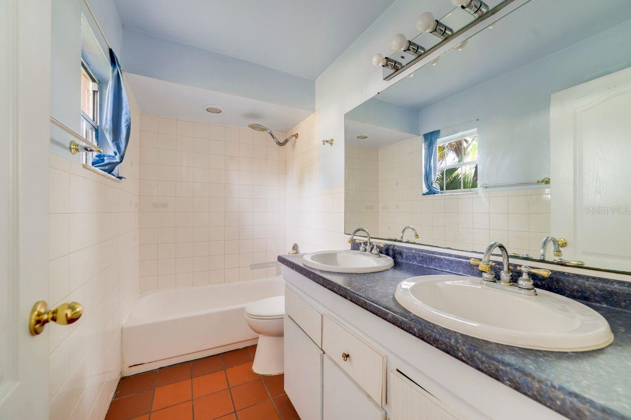 Image 11 of 29 For 3658 Econlockhatchee Trail