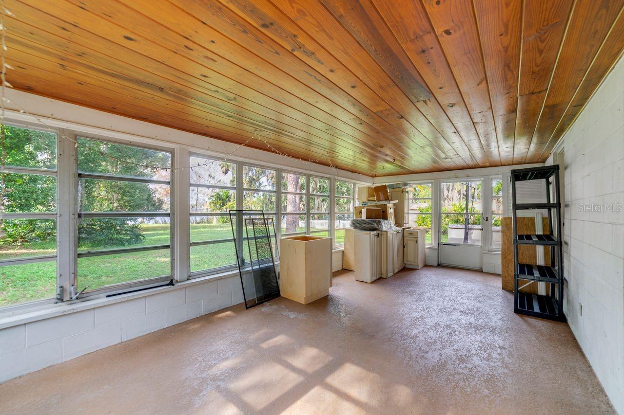 Image 18 of 29 For 3658 Econlockhatchee Trail