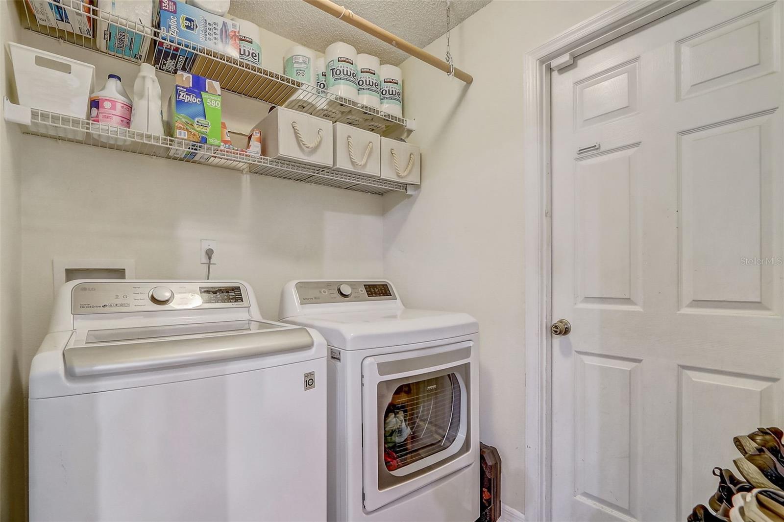 Image 20 of 28 For 10400 Hunters Trail Court