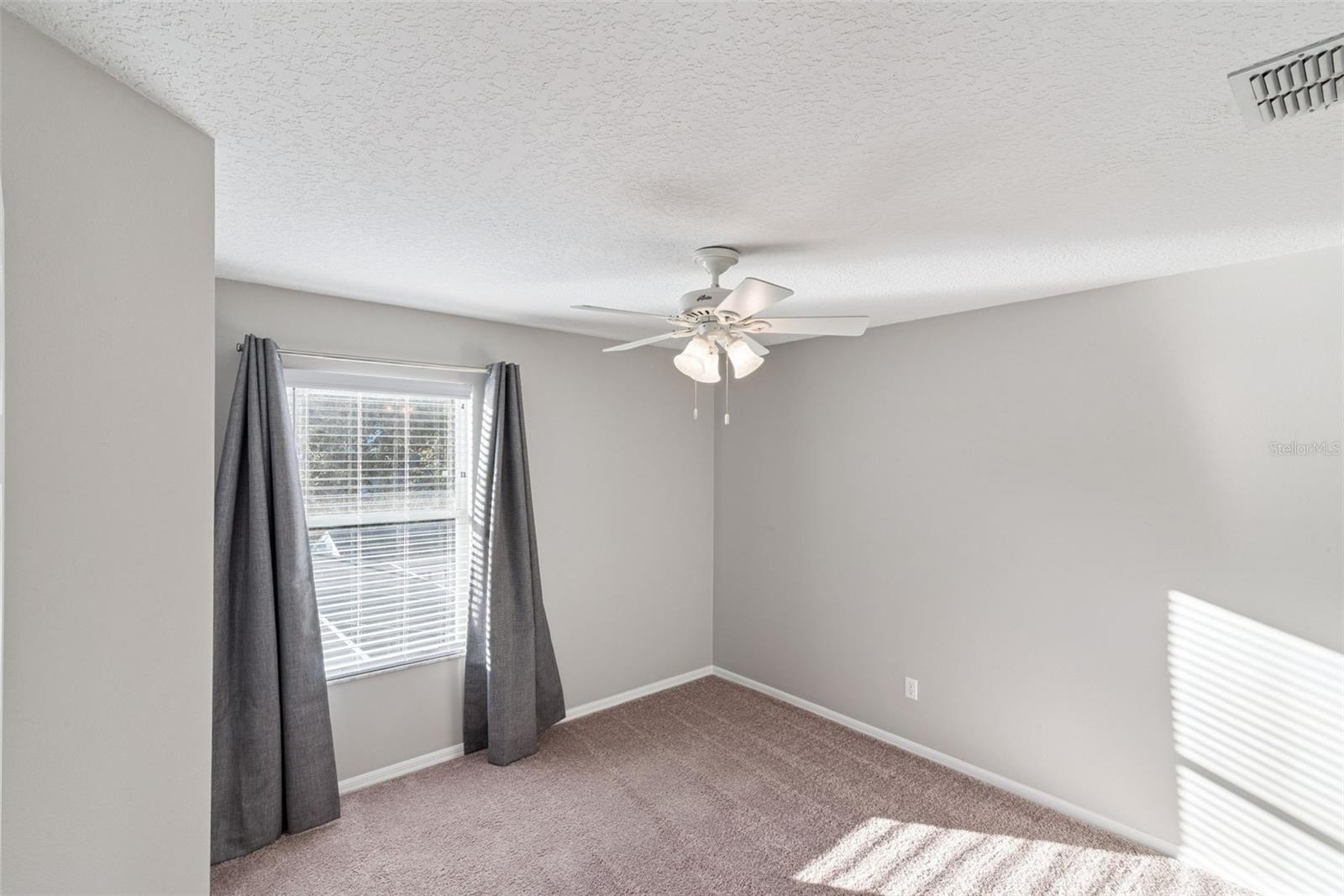 Image 17 of 29 For 10948 Dearden Circle