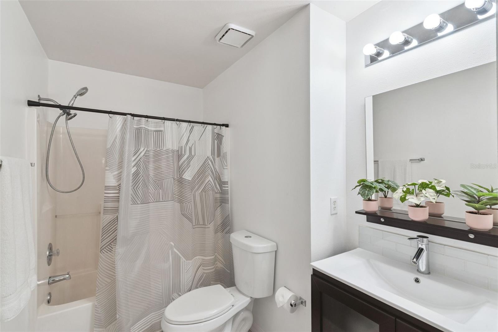 Image 24 of 29 For 10948 Dearden Circle