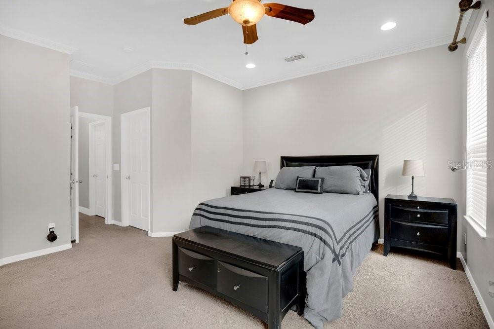 Image 17 of 36 For 1673 Lakelet Loop