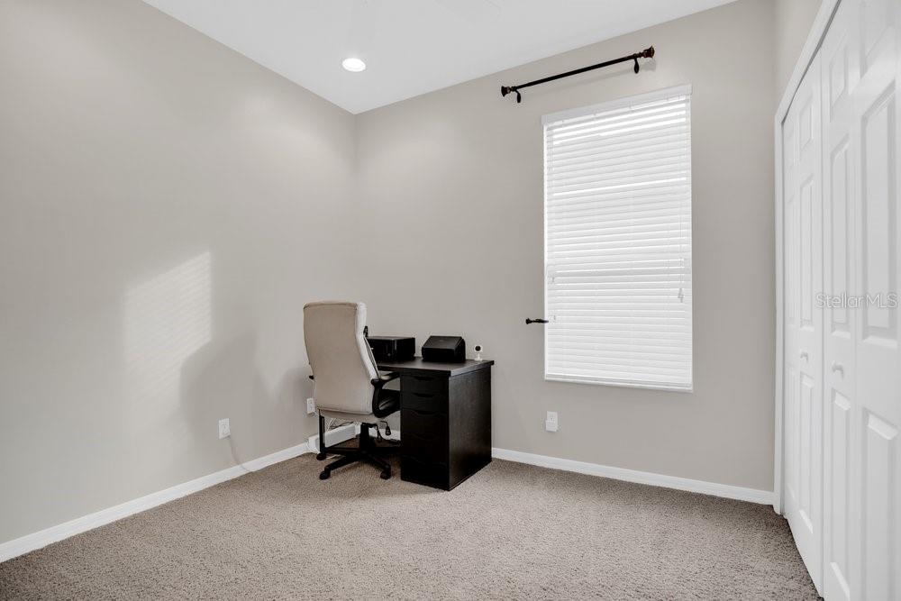 Image 23 of 36 For 1673 Lakelet Loop