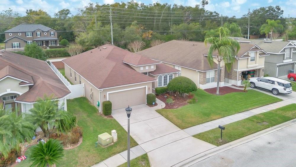 Image 30 of 36 For 1673 Lakelet Loop