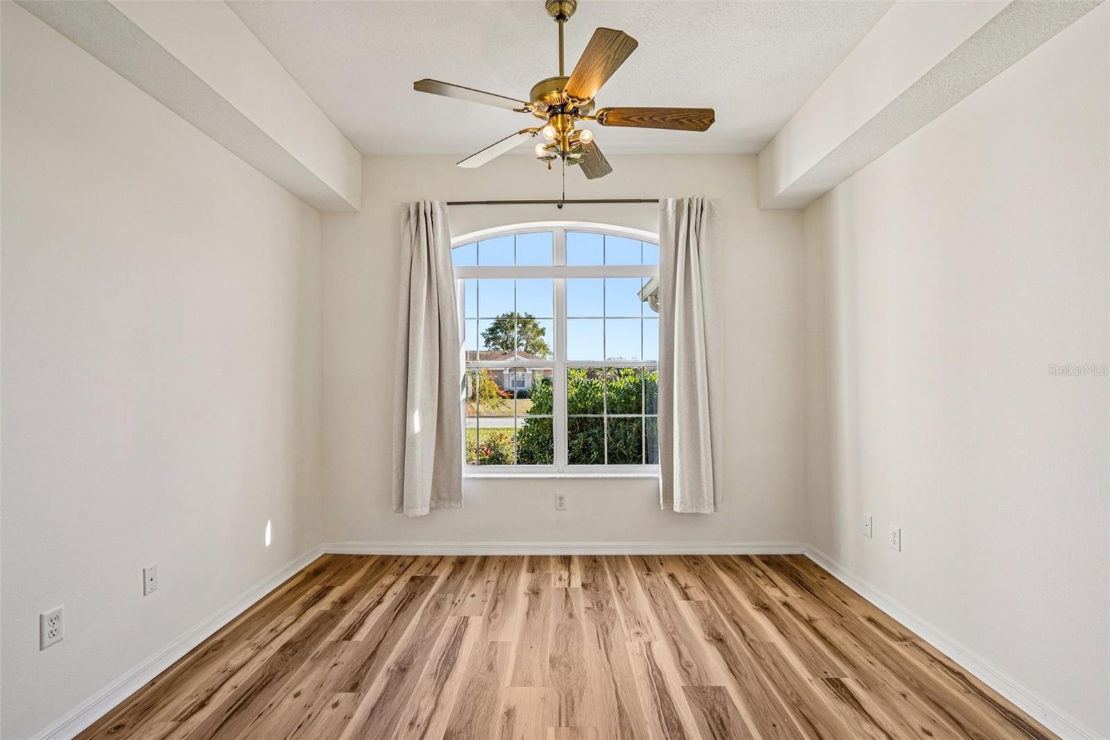 Image 18 of 27 For 8650 55th Court