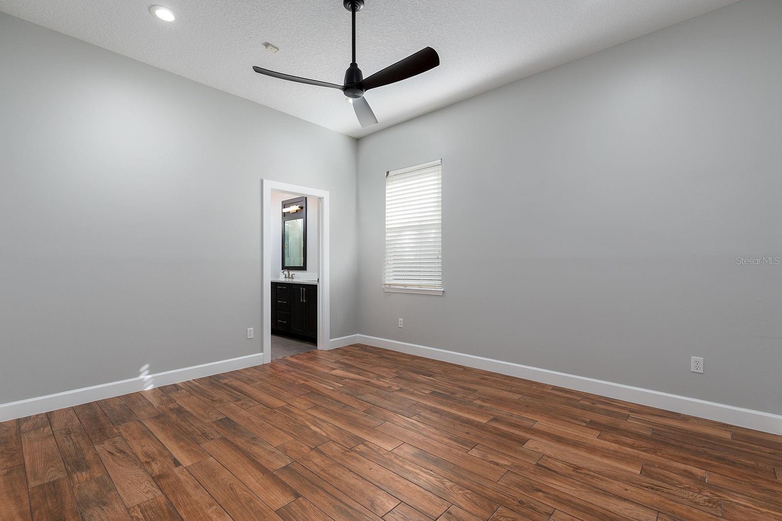 Image 44 of 70 For 1441 Langham Terrace