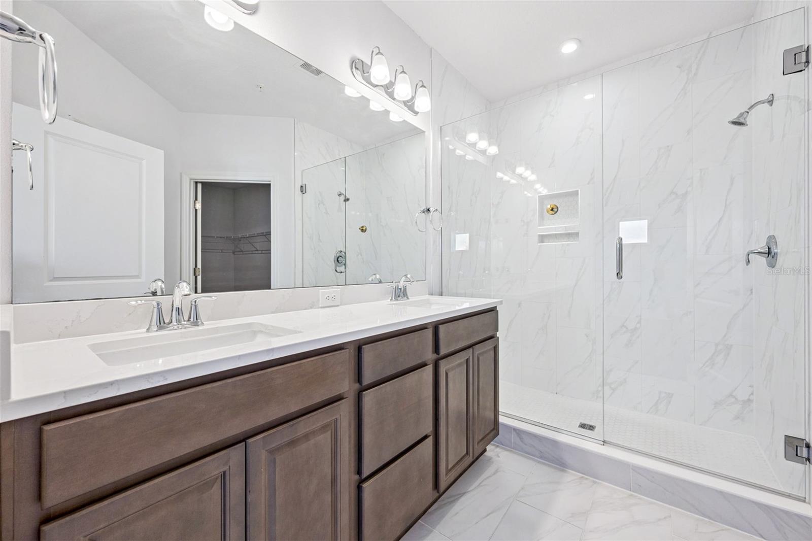 Image 11 of 30 For 7043 Nemours Parkway