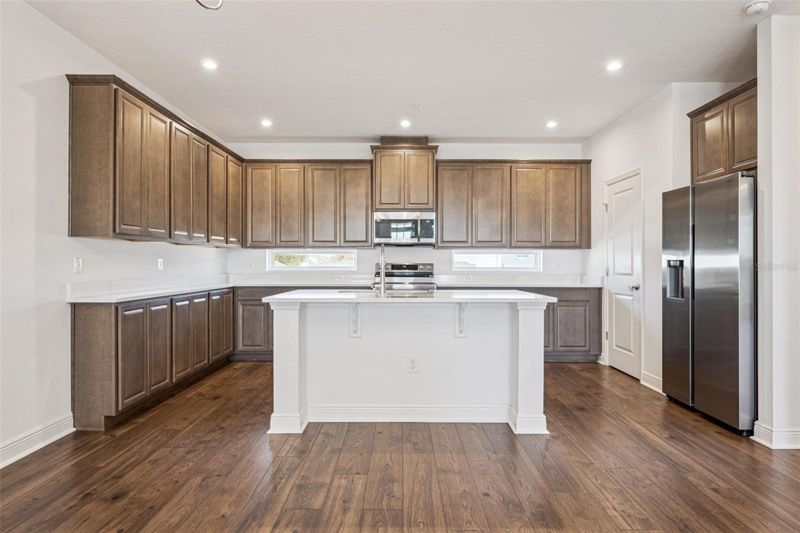 Image 6 of 30 For 7043 Nemours Parkway