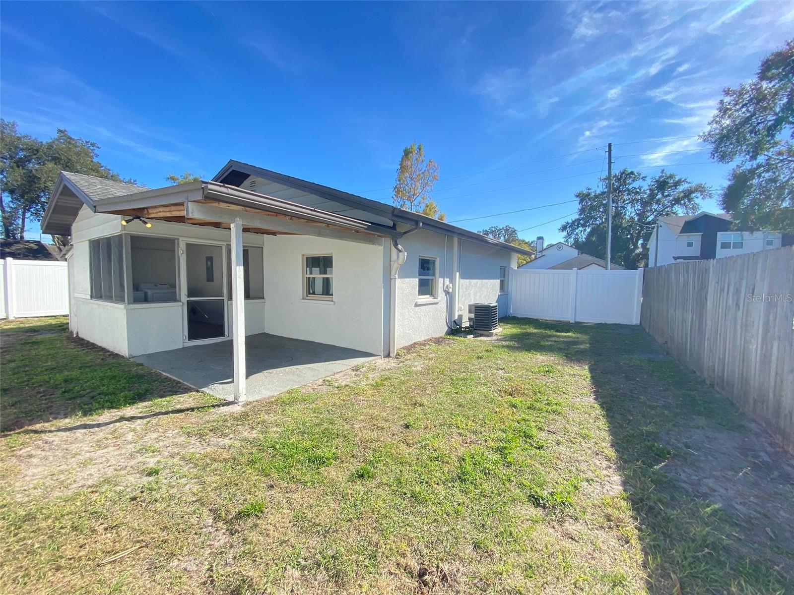 Image 17 of 20 For 241 Church Avenue