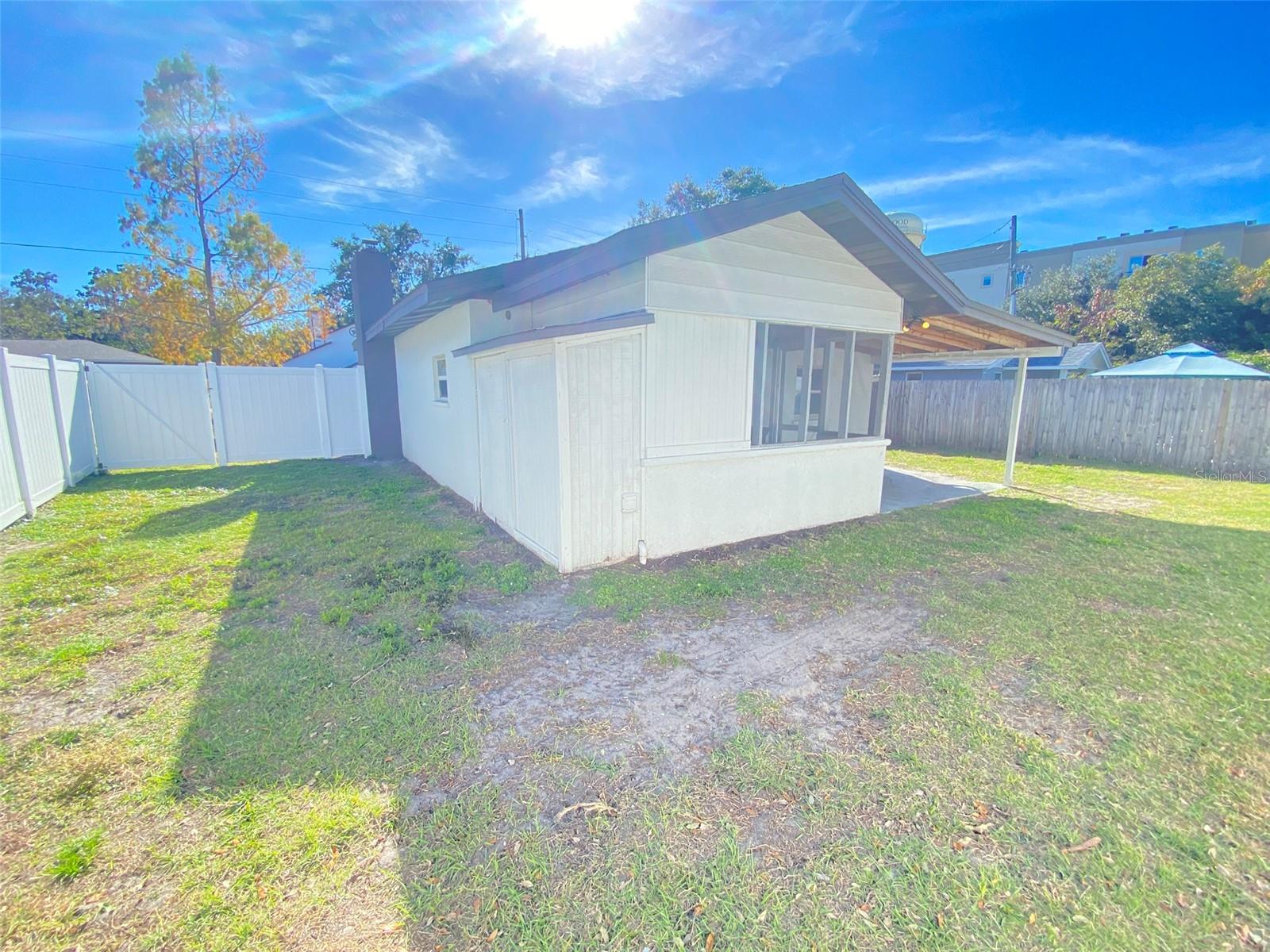 Image 18 of 20 For 241 Church Avenue