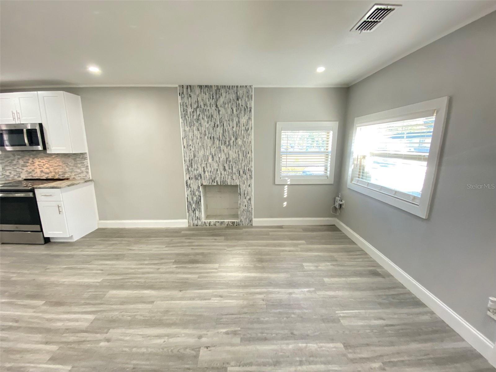 Image 3 of 20 For 241 Church Avenue