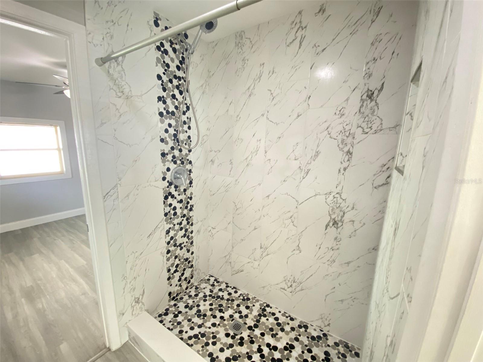 Image 5 of 20 For 241 Church Avenue