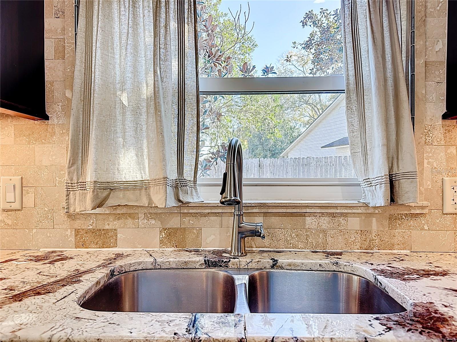 Image 11 of 45 For 180 Ulysses Drive