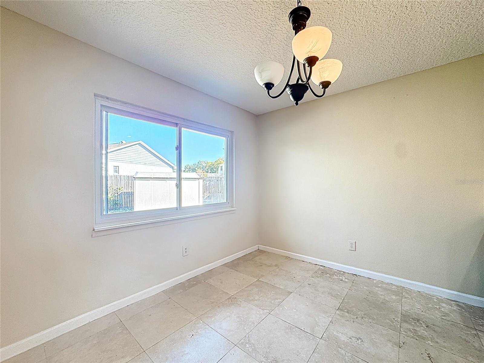 Image 17 of 45 For 180 Ulysses Drive