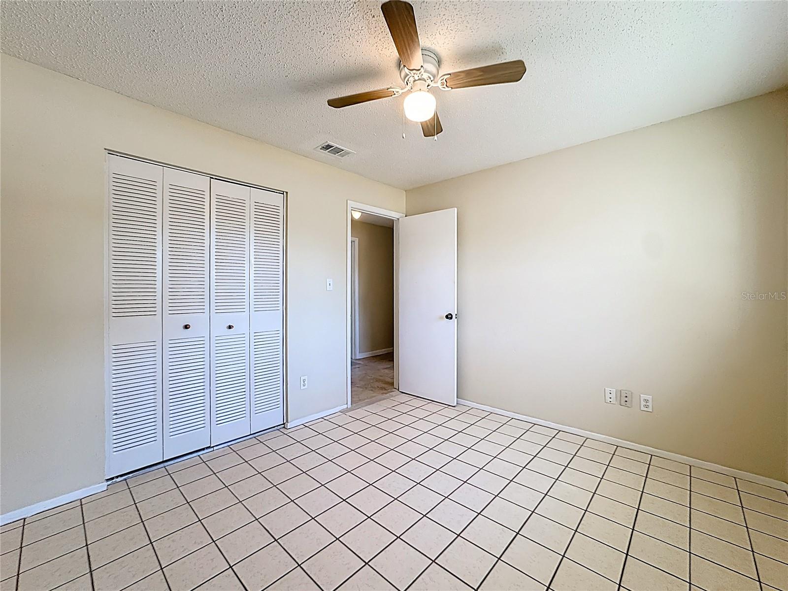 Image 23 of 45 For 180 Ulysses Drive