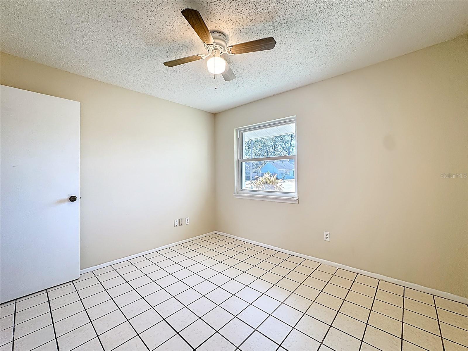 Image 24 of 45 For 180 Ulysses Drive