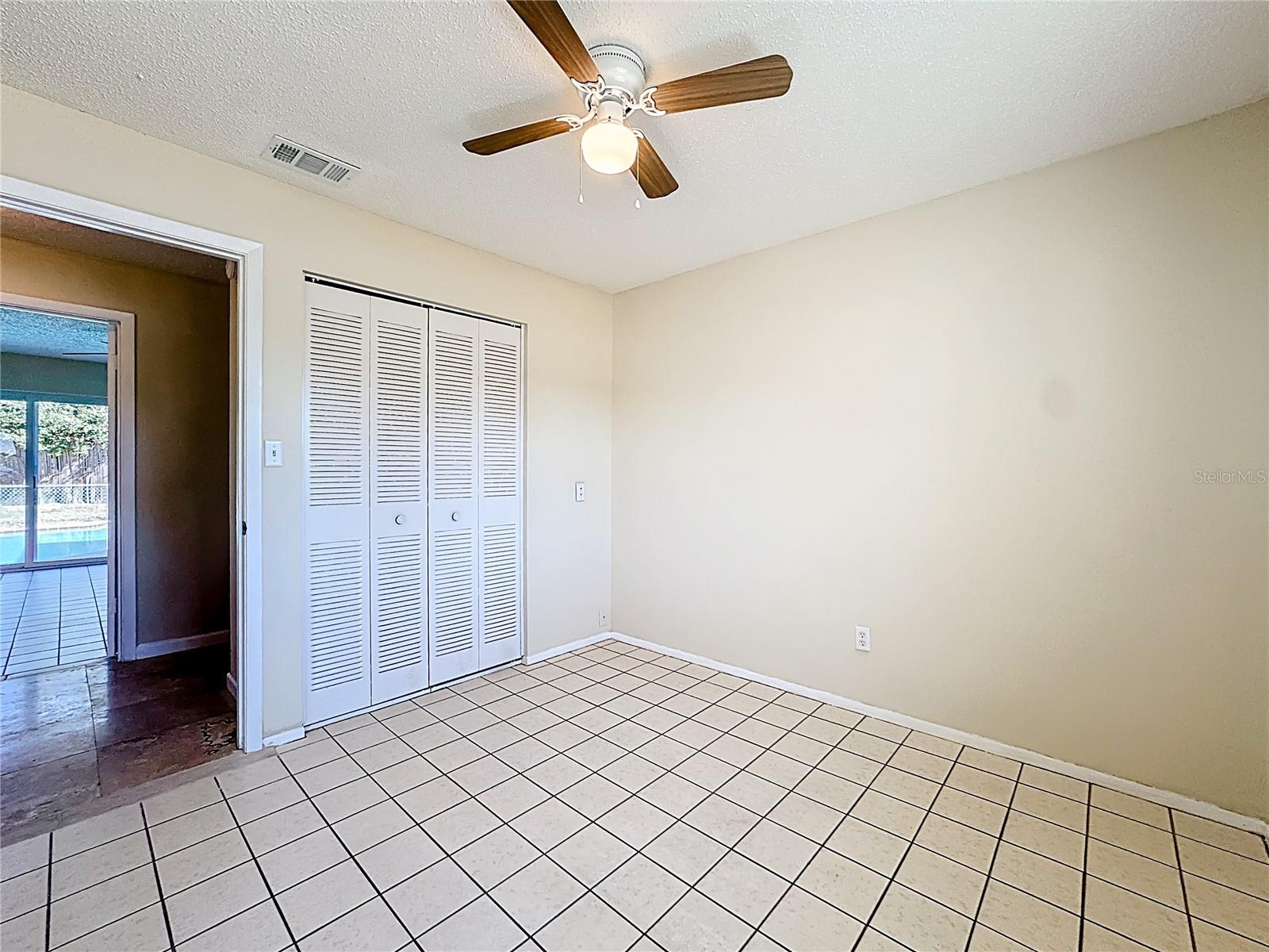 Image 29 of 45 For 180 Ulysses Drive