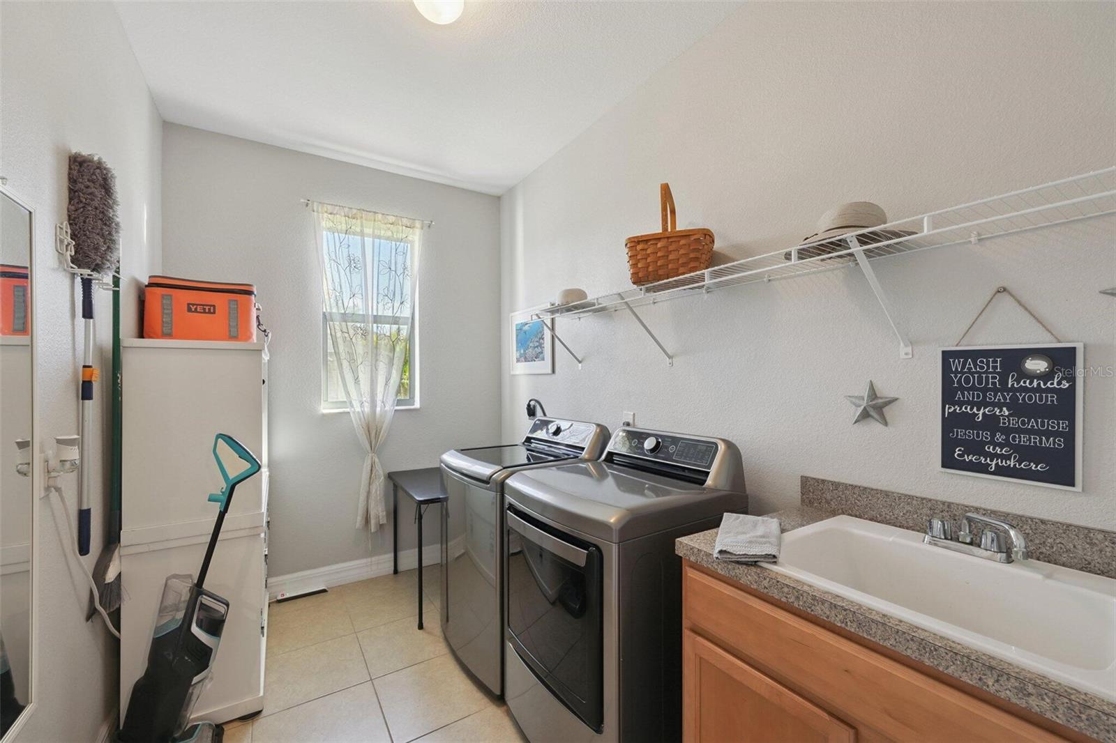 Image 21 of 30 For 6557 Lino Road