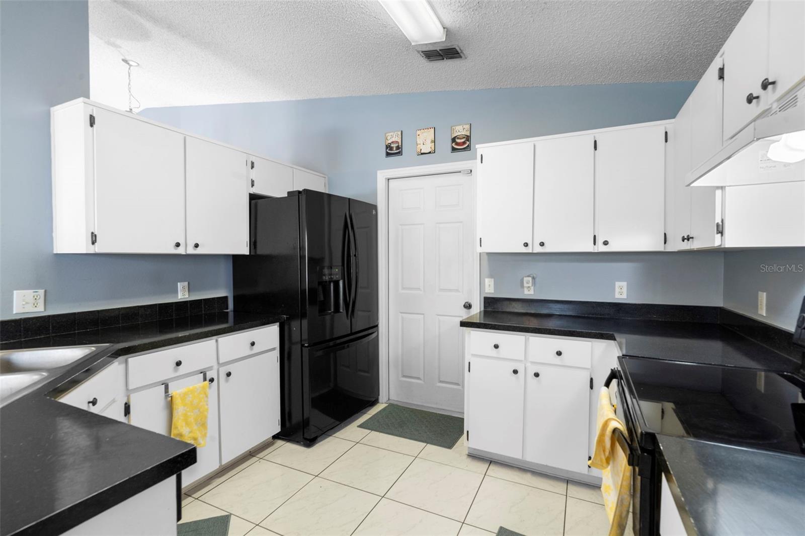 Image 14 of 54 For 4804 Pliny Court