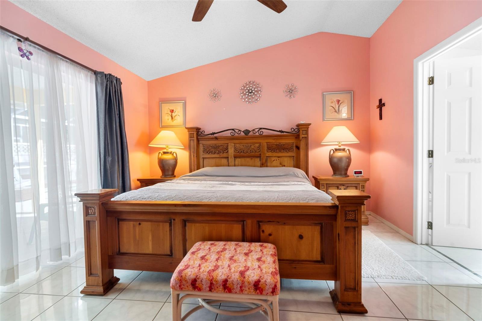 Image 17 of 54 For 4804 Pliny Court