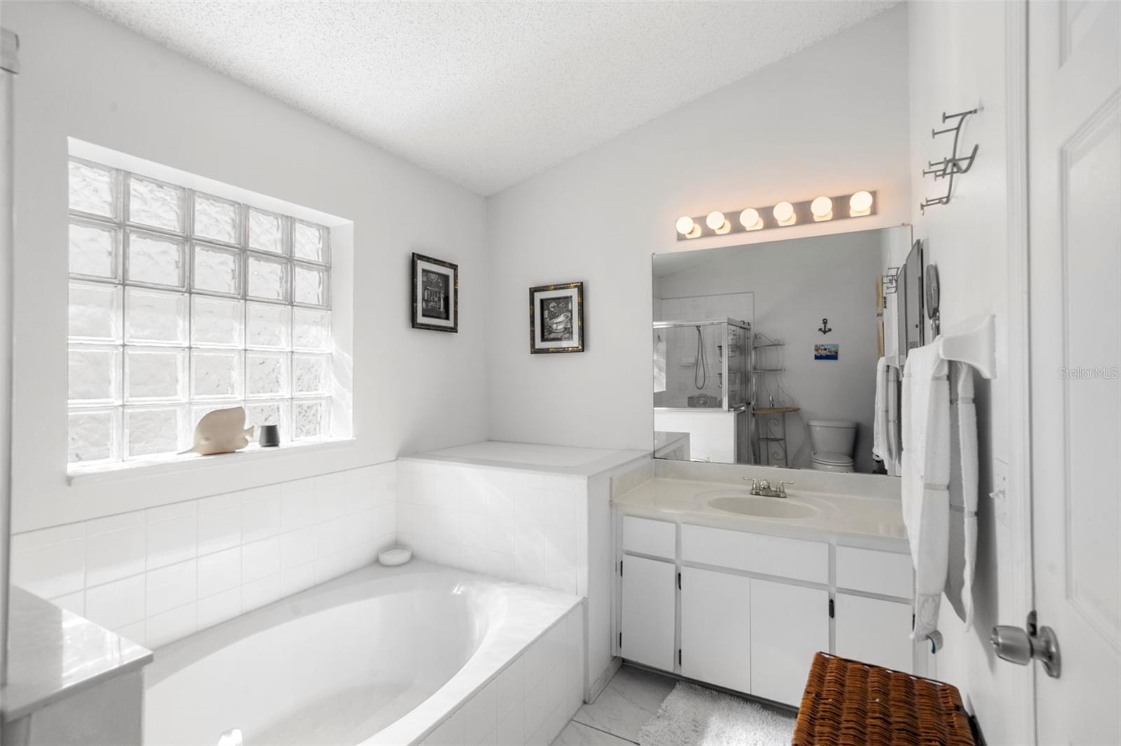 Image 22 of 54 For 4804 Pliny Court