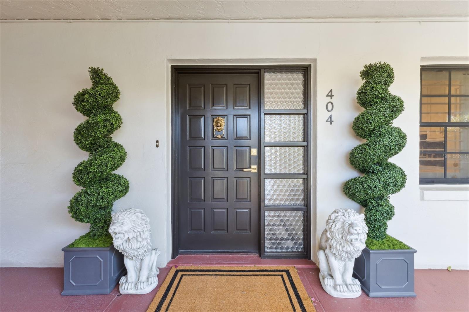 Image 2 of 35 For 100 Interlachen Avenue 404