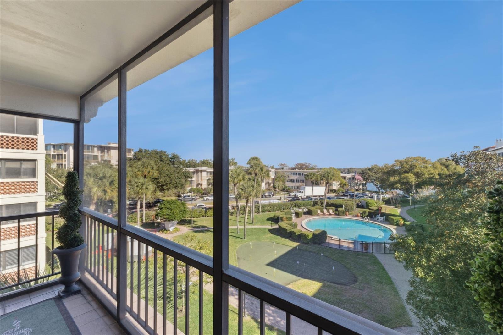 Image 34 of 35 For 100 Interlachen Avenue 404