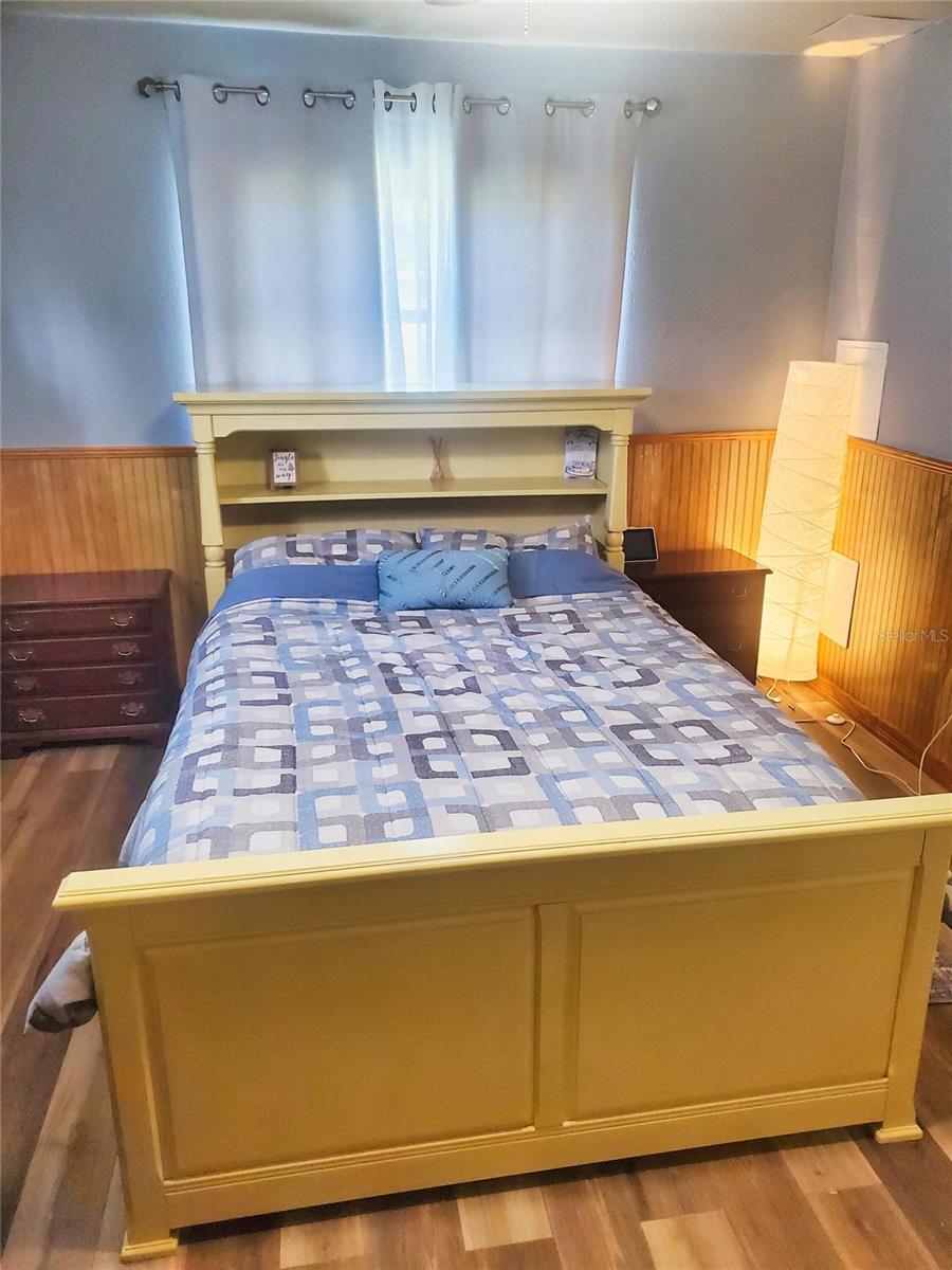 Image 15 of 30 For 4 Golfview Road