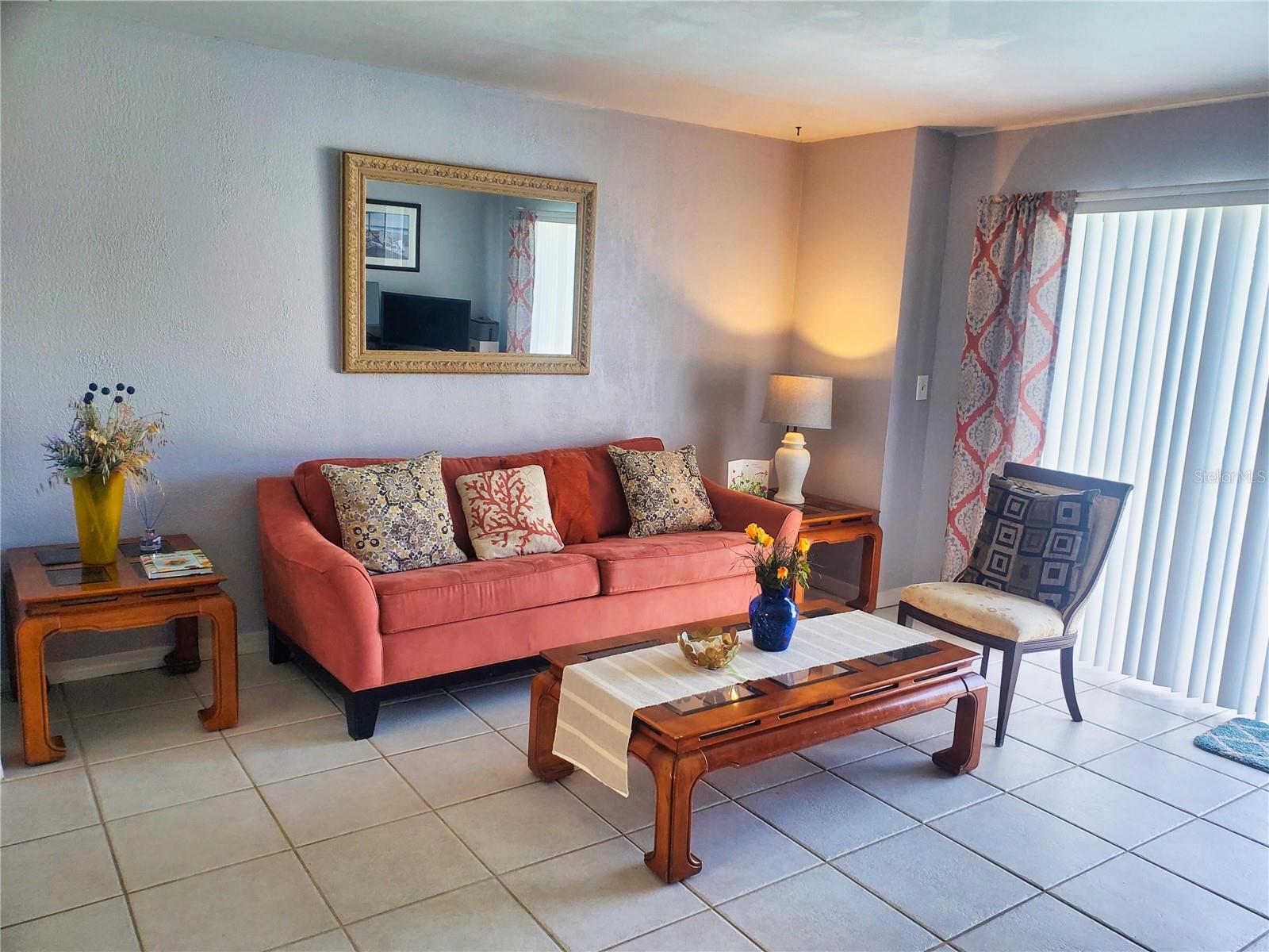 Image 9 of 30 For 4 Golfview Road