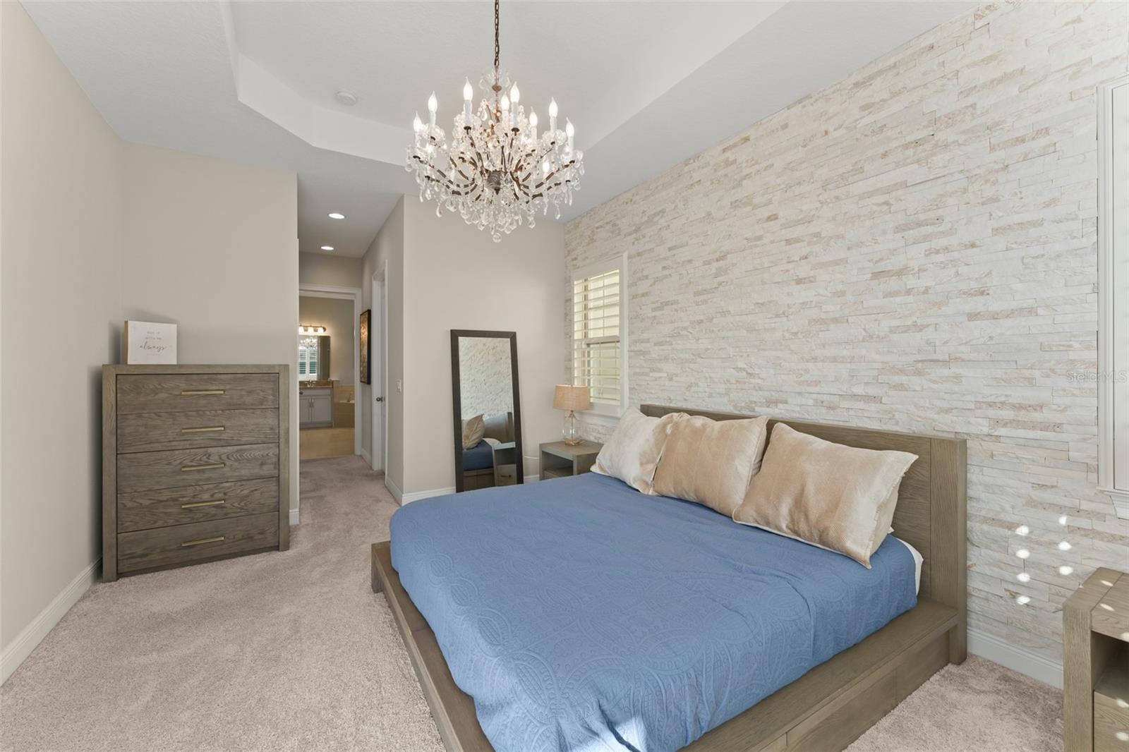 Image 11 of 31 For 13195 Woodford Street