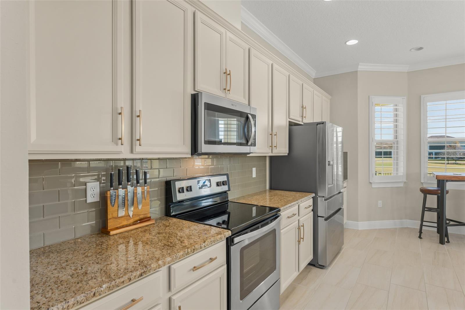 Image 9 of 31 For 13195 Woodford Street