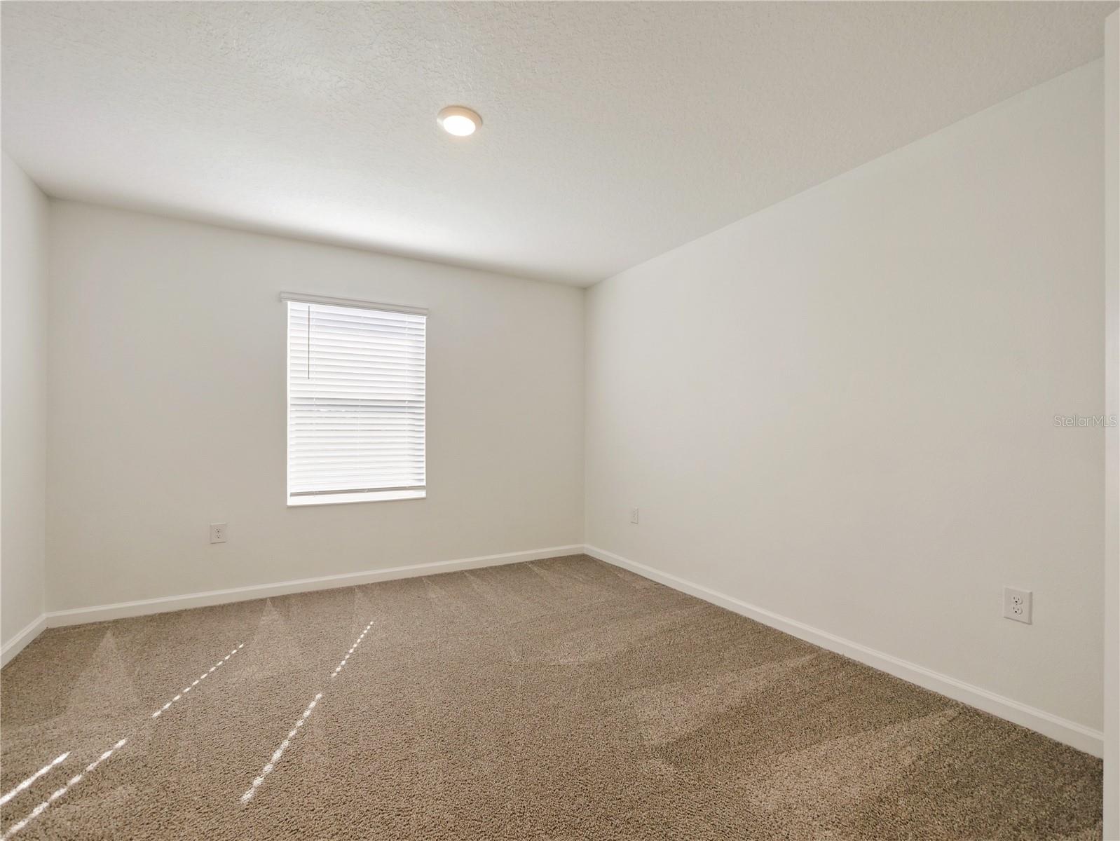 Listing photo id 16 for 3109 Aqua Virgo Loop 52