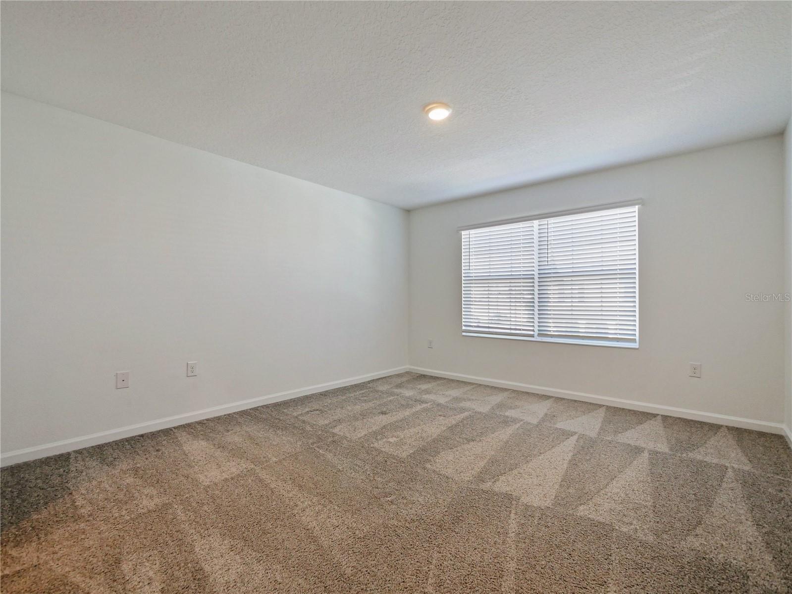 Listing photo id 23 for 3109 Aqua Virgo Loop 52