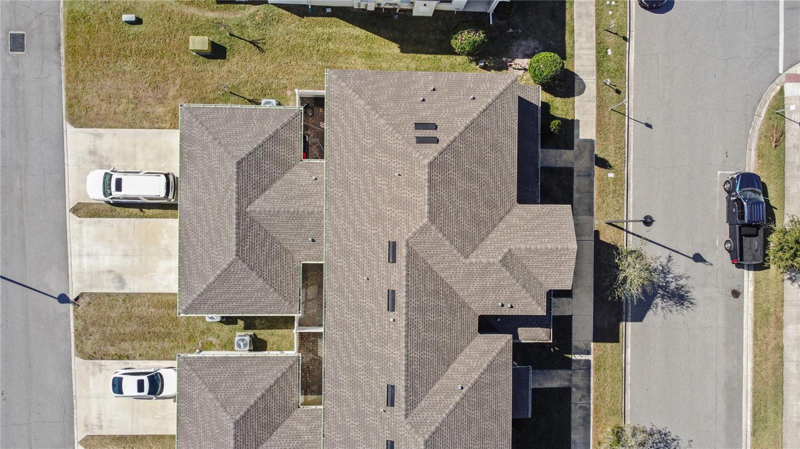 Listing photo id 33 for 3109 Aqua Virgo Loop 52