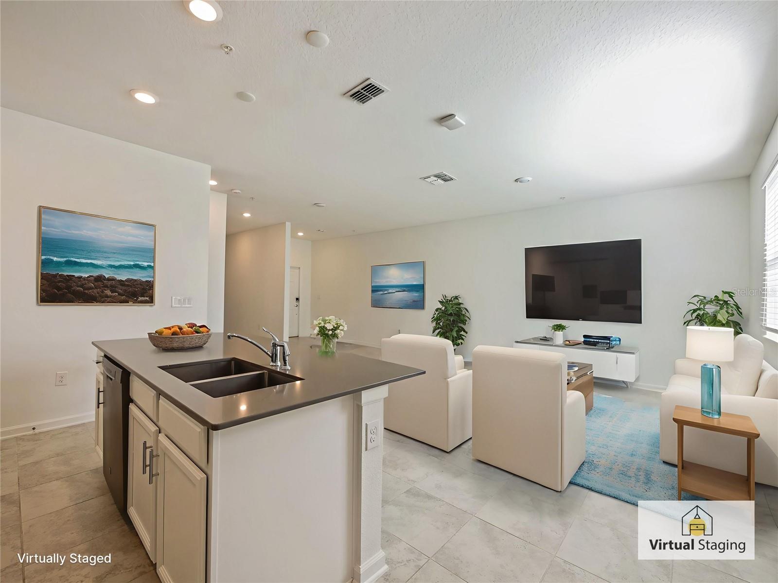 Listing photo id 39 for 3109 Aqua Virgo Loop 52