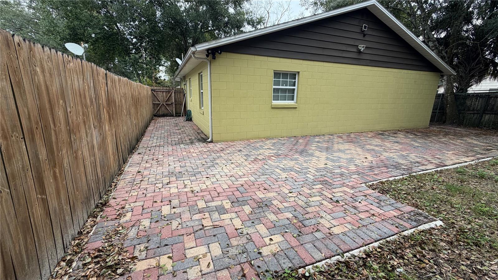 Image 2 of 43 For 326 Enka Avenue