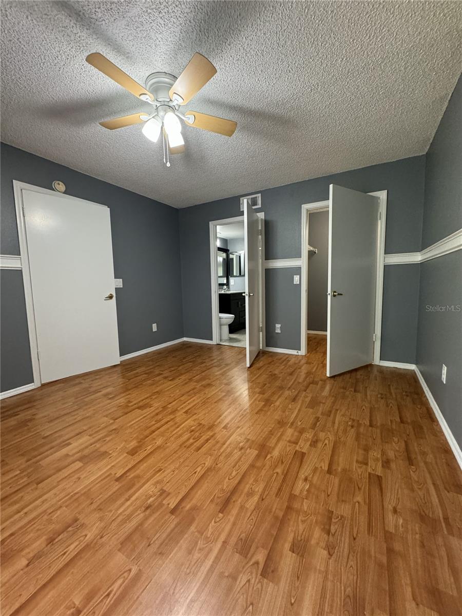 Image 14 of 15 For 13815 Timberland Drive 103