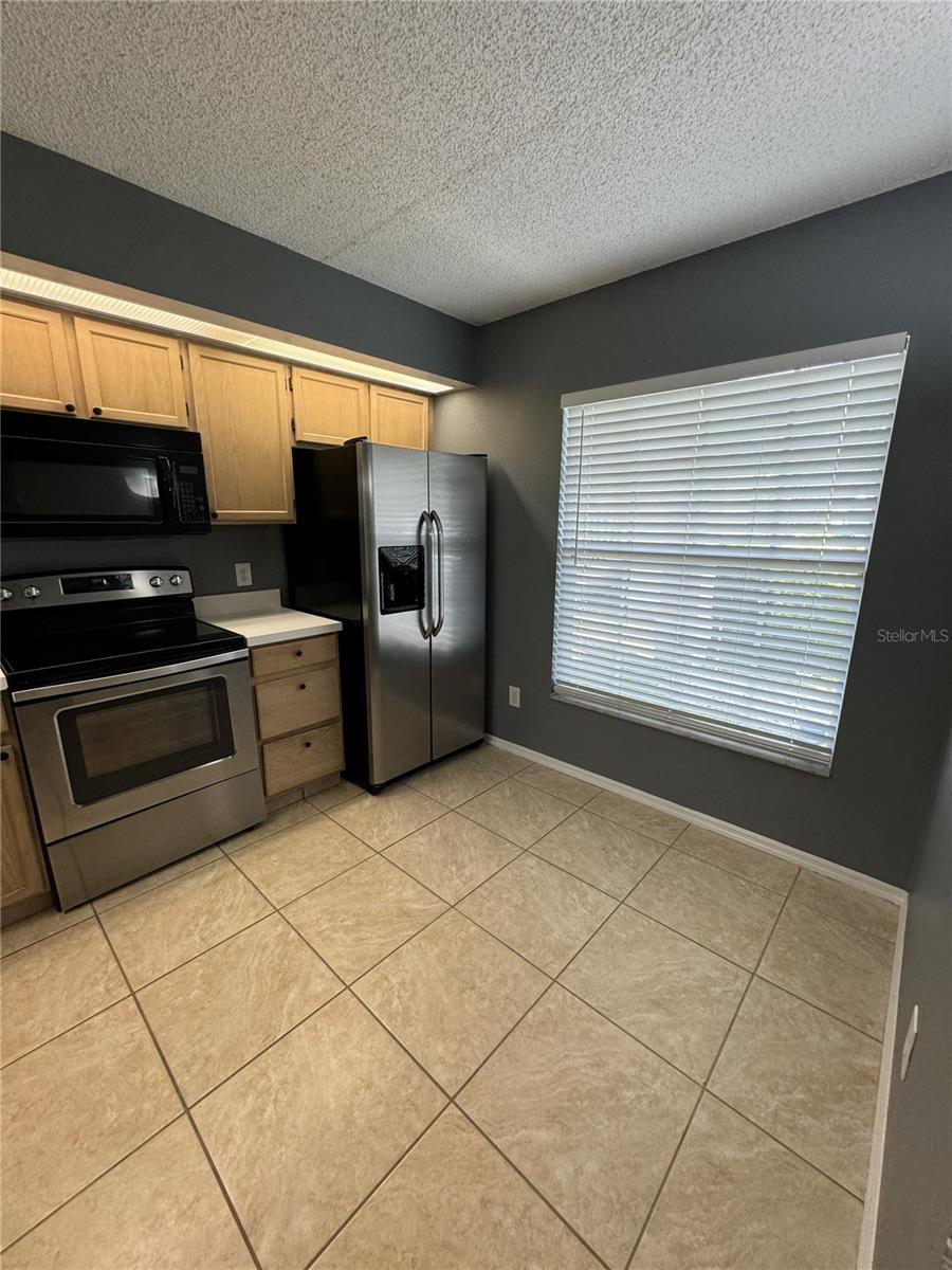 Image 4 of 15 For 13815 Timberland Drive 103