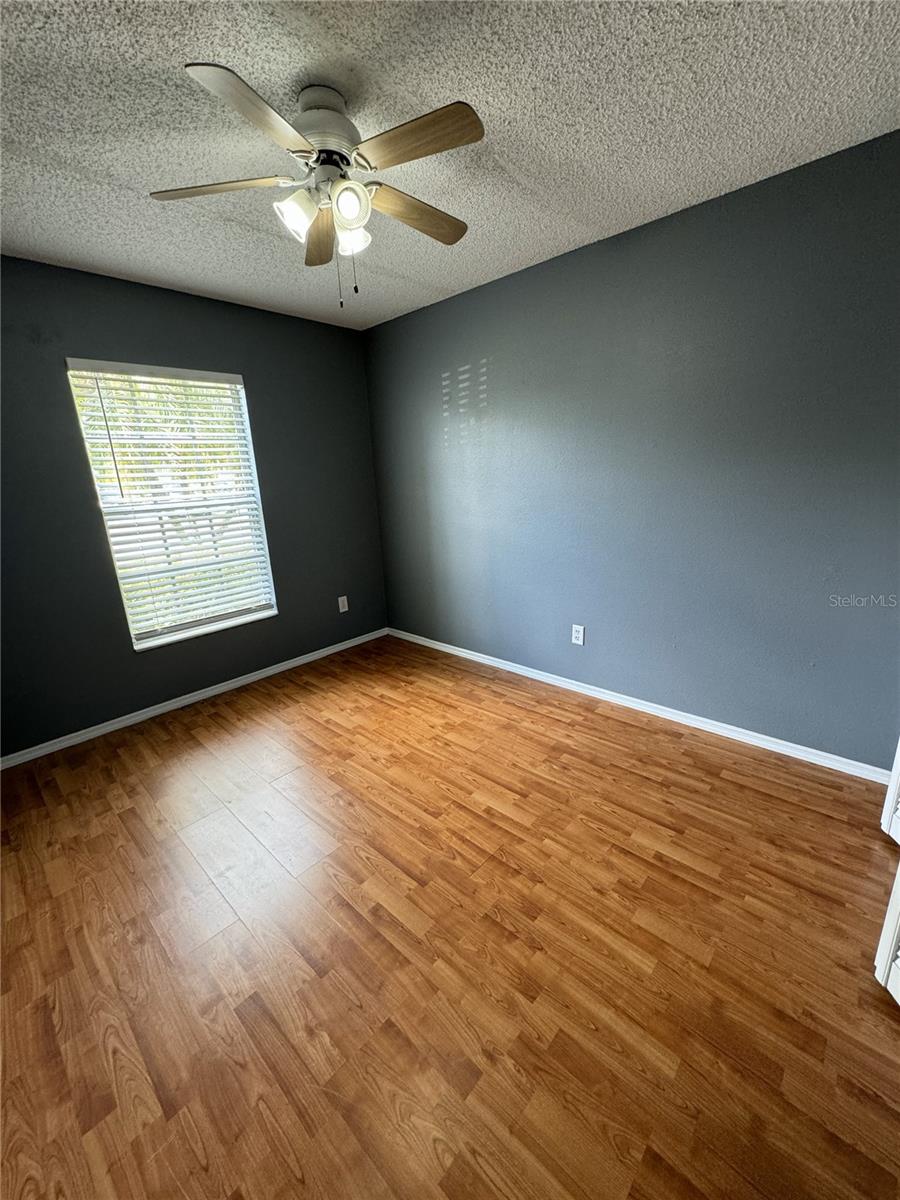 Image 7 of 15 For 13815 Timberland Drive 103