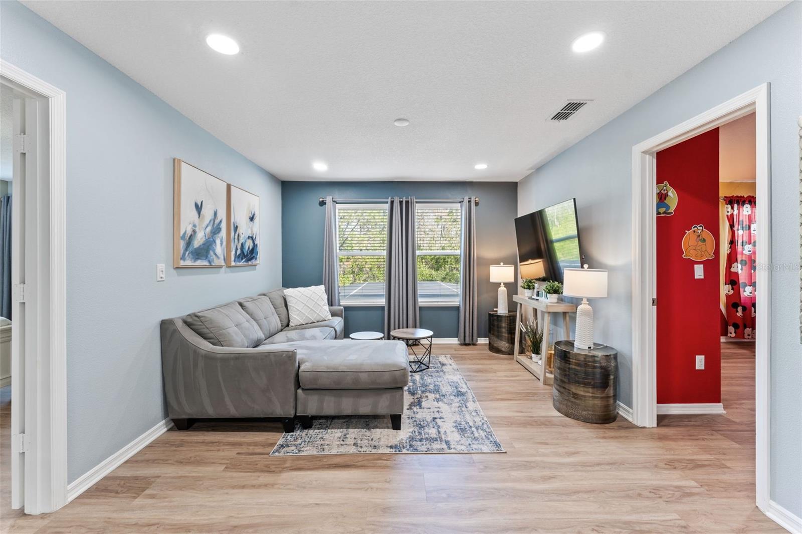 Image 18 of 41 For 9045 Paolos Place