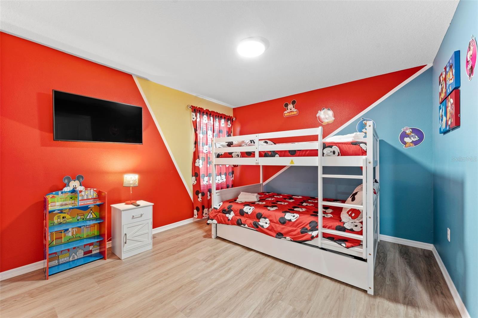 Image 29 of 41 For 9045 Paolos Place