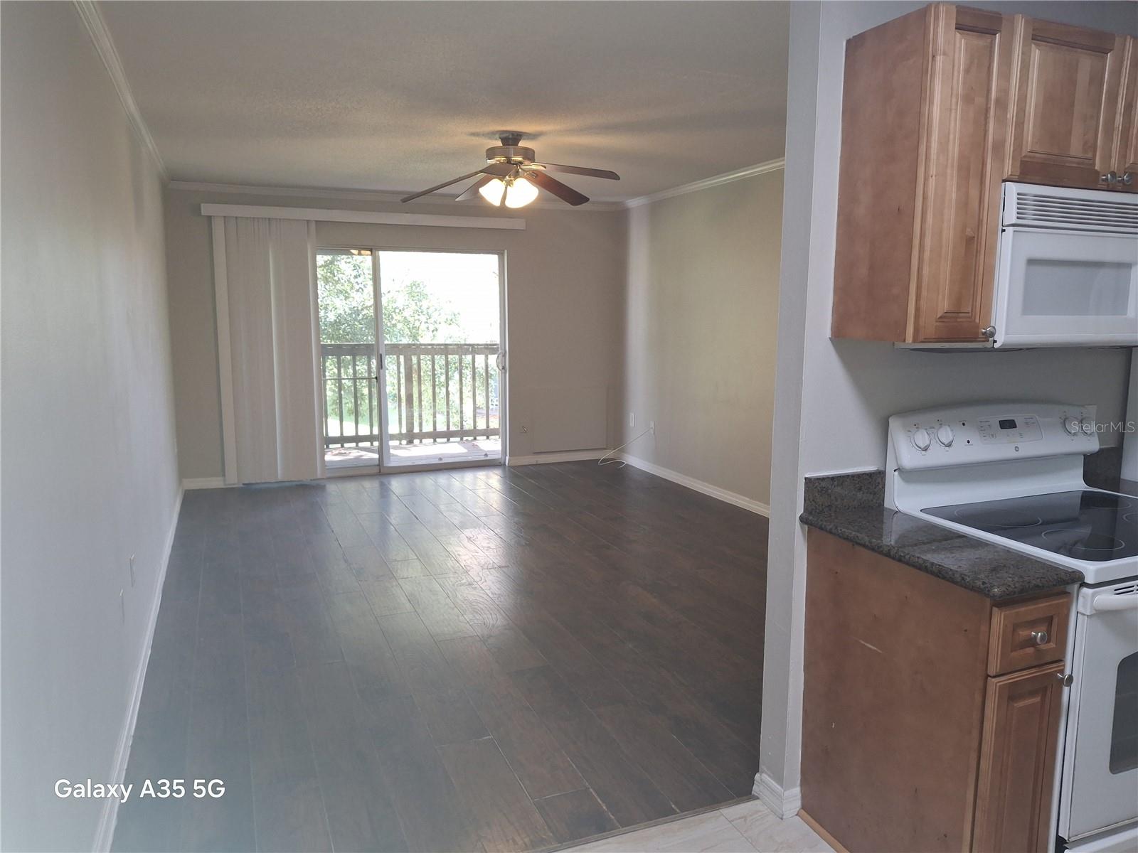 Image 11 of 27 For 1695 Lee Road B210
