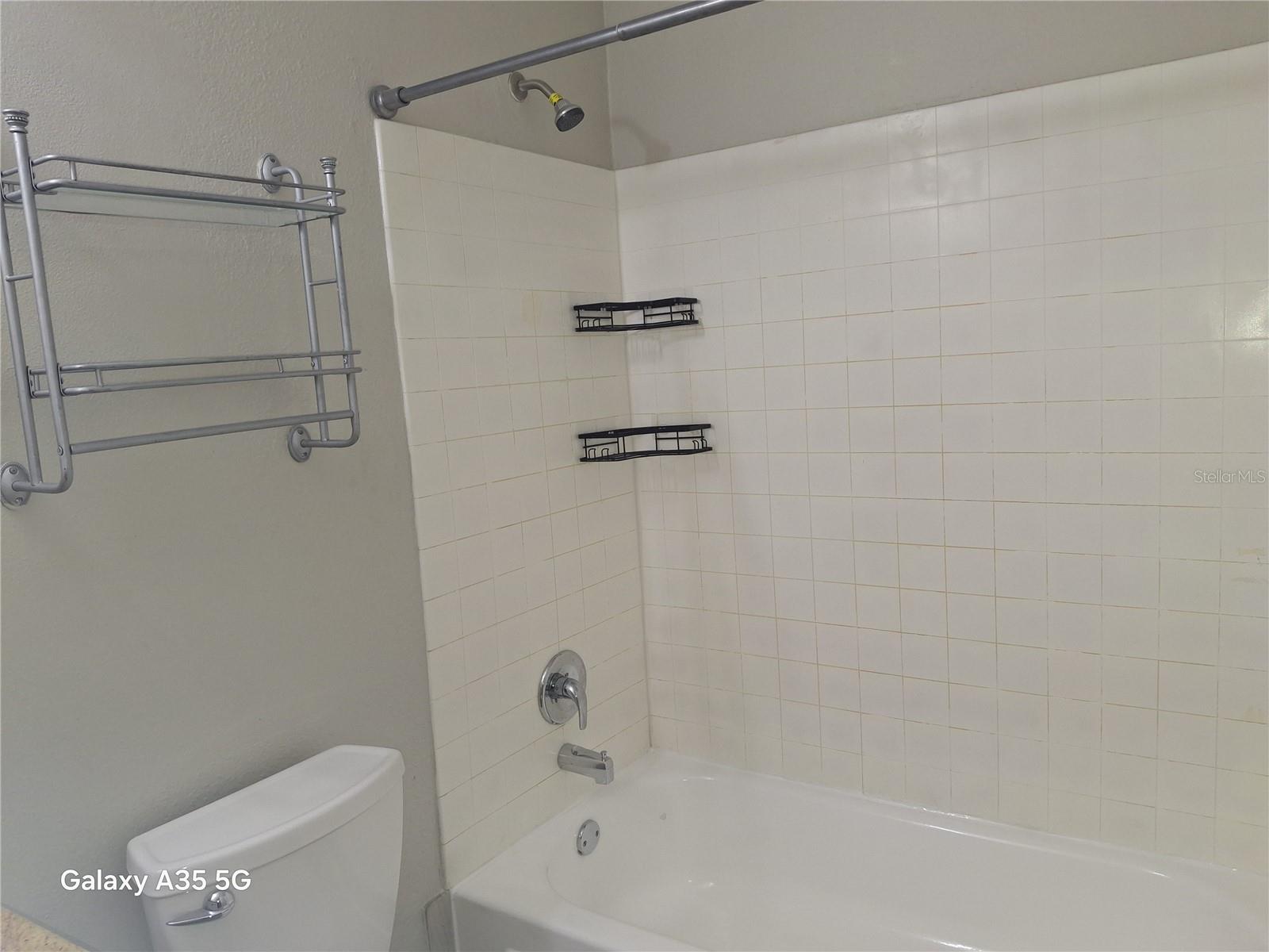 Image 16 of 27 For 1695 Lee Road B210