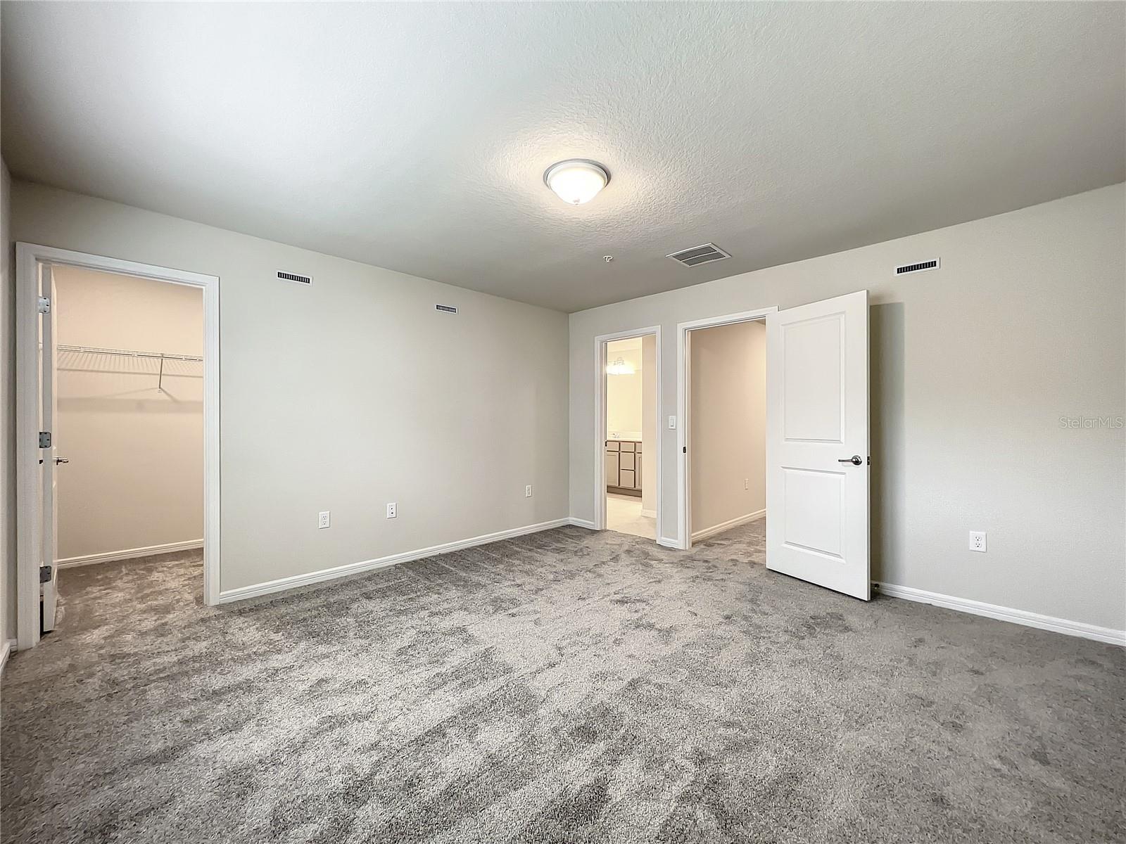 Listing photo id 15 for 2021 Canny Cove