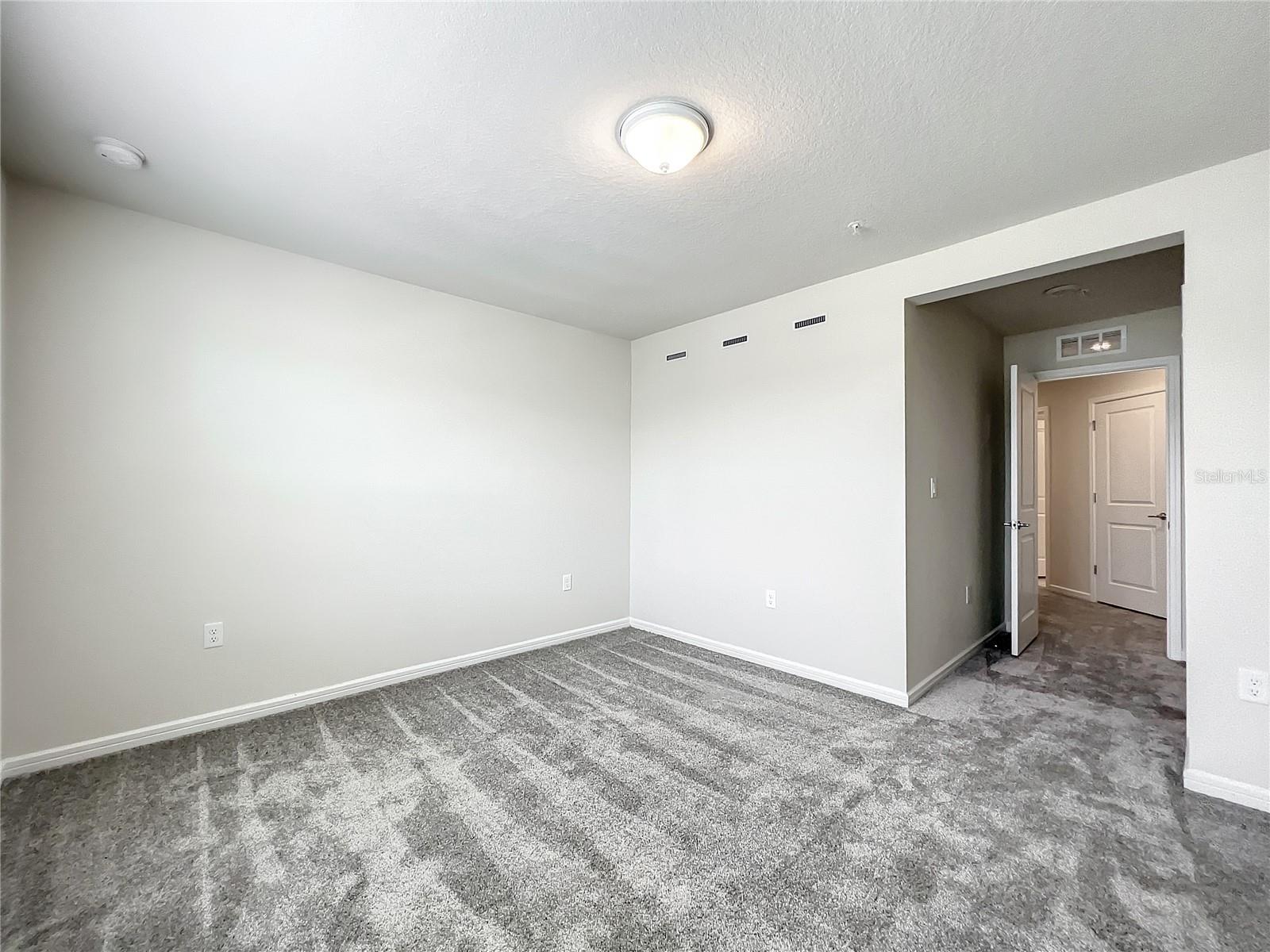 Listing photo id 19 for 2021 Canny Cove